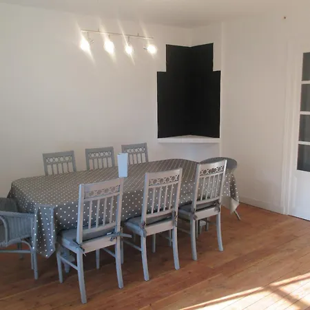 Agreable, Jardin, Toute Equipee, Proche Du Marche, A 300m *