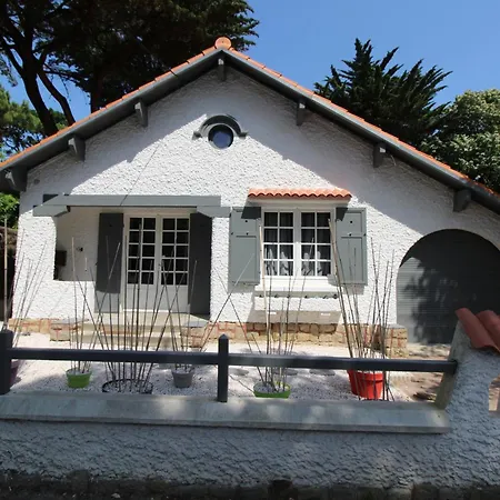 Agreable, Jardin, Toute Equipee, Proche Du Marche, A 300m * La Baule