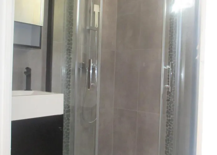 Agreable, Jardin, Toute Equipee, Proche Du Marche, A 300m Holiday home *