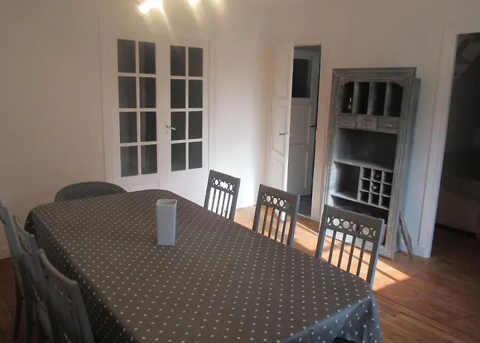 Agreable, Jardin, Toute Equipee, Proche Du Marche, A 300m