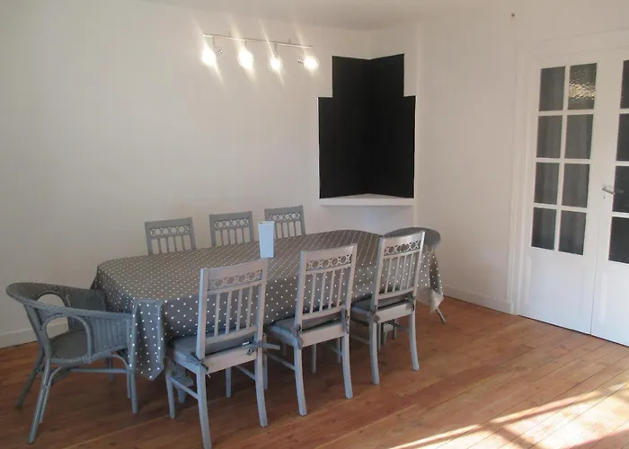 Agreable, Jardin, Toute Equipee, Proche Du Marche, A 300m *