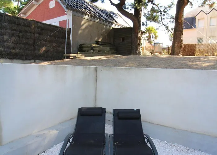 Agreable, Jardin, Toute Equipee, Proche Du Marche, A 300m *