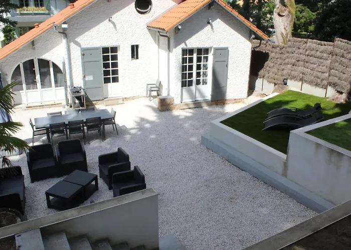 Holiday home Agreable, Jardin, Toute Equipee, Proche Du Marche, A 300m La Baule-Escoublac