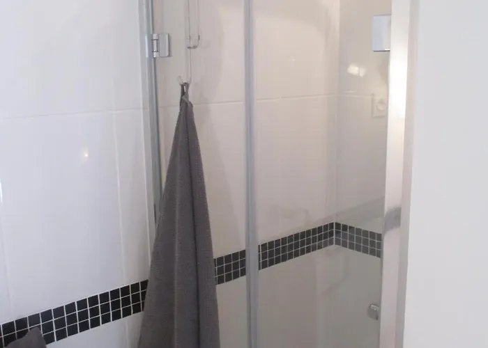 Agreable, Jardin, Toute Equipee, Proche Du Marche, A 300m