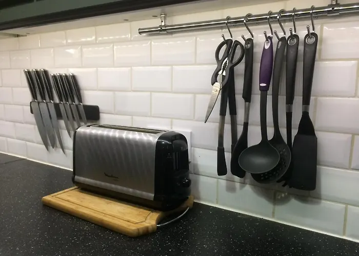 Agreable, Jardin, Toute Equipee, Proche Du Marche, A 300m